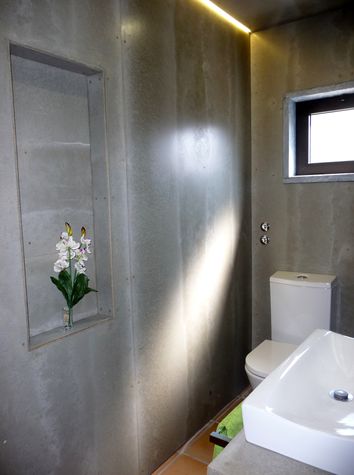 Bathroom ensuite ground floor