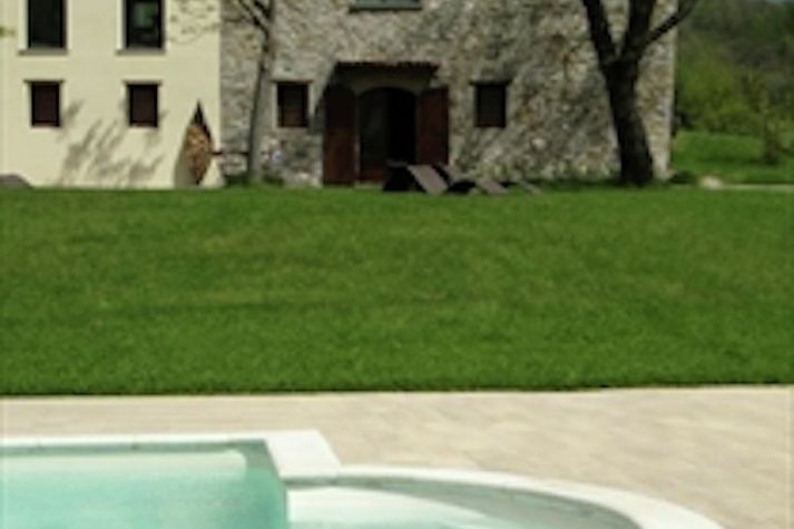 PoolOfHouse