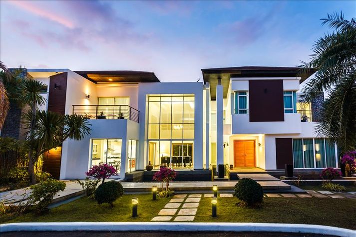 Facade
Facade