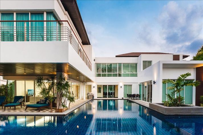 Wrap around luxury!
Wrap around luxury!