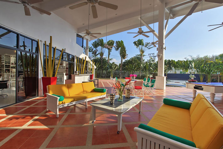 terrace 200m2
terrace 200m2