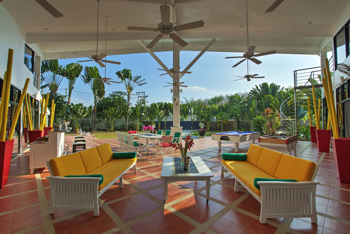 terrace 200m2
terrace 200m2