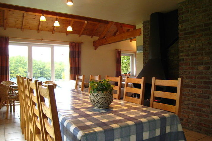 DiningRoom