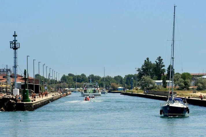 AreaSummer1KM