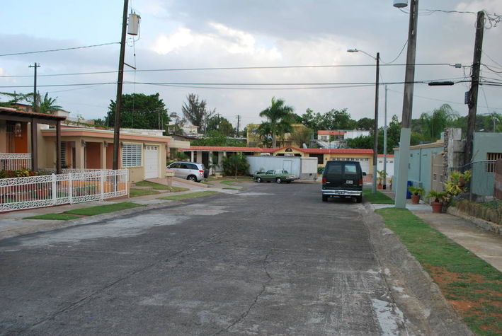We are in a quiet residential neighborhood
We are in a quiet residential neighborhood