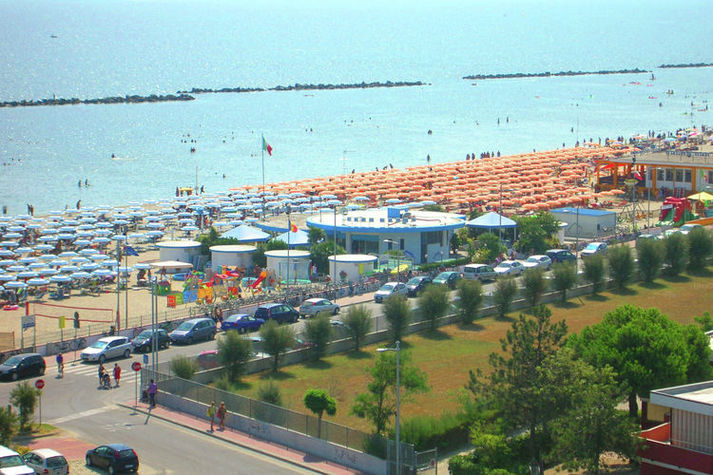 AreaSummer1KM