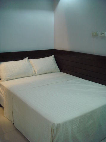 Standard Double Bed
