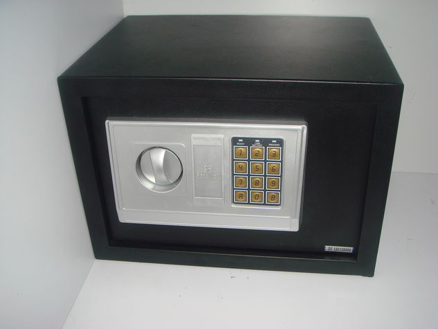 Electronic Safe Box