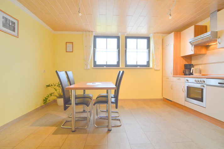 DiningRoom