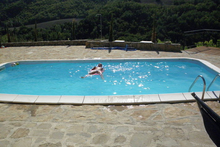 PoolOfHouse