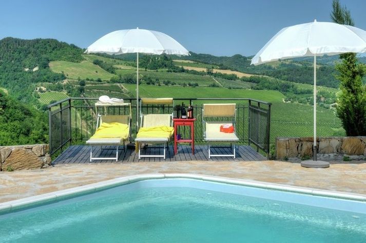 PoolOfHouse