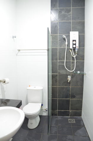 Toilet, master bedroom