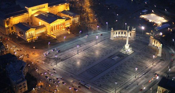 Hero's square