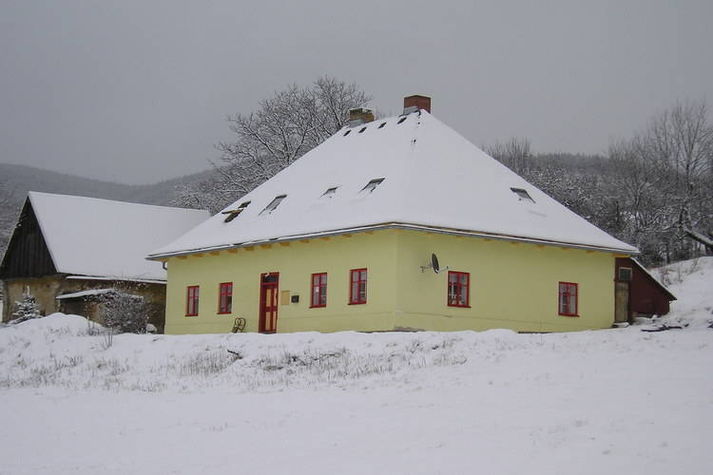 ExteriorWinter