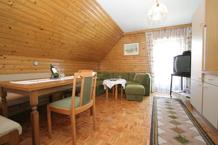 DiningRoom