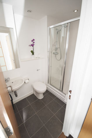 Ensuite