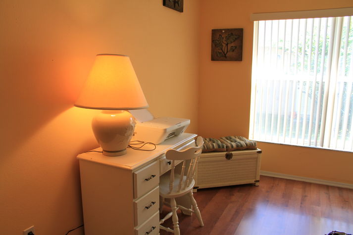 Desk Room