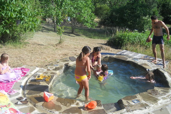 PoolOfHouse
