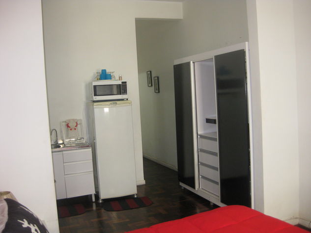 fully equipped Kitchen area