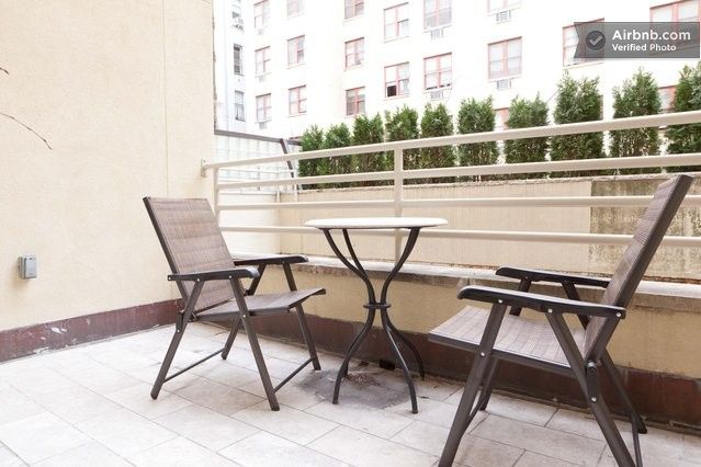 Outdoor patio right outside the kitchen door