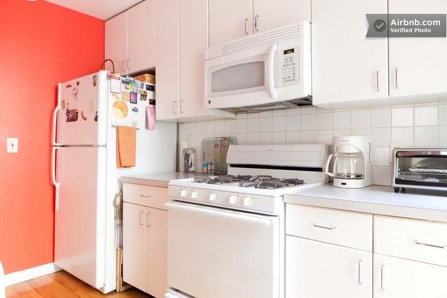 Full kitchen, good cookware