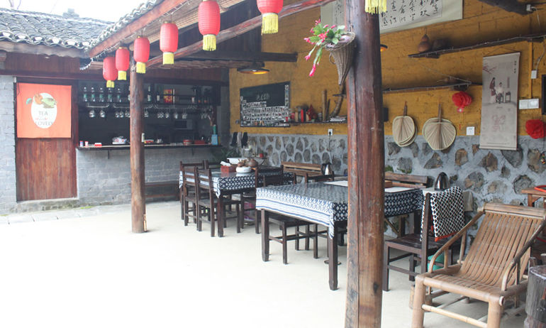 yangshuo cultural house mainyard