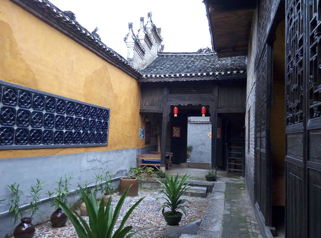 yangshuo cultural house mainyard