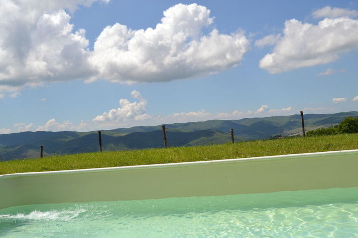 PoolOfHouse