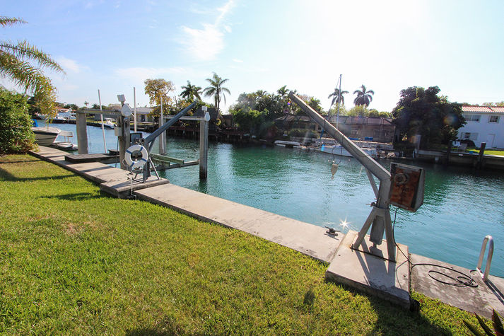 Dock