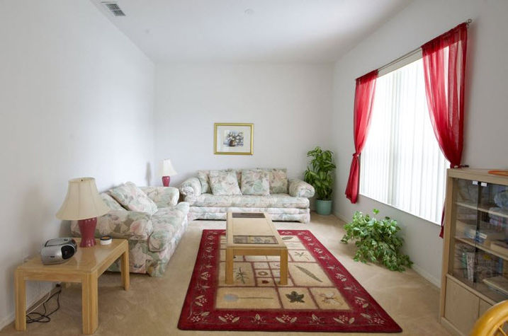 Formal living area