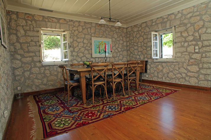 DiningRoom
