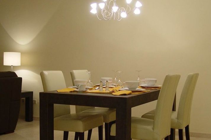 DiningRoom