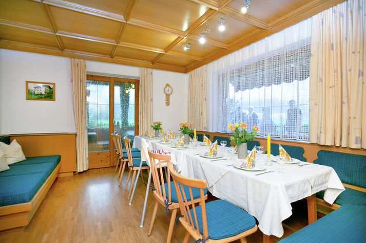 DiningRoom
