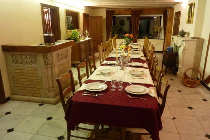 DiningRoom