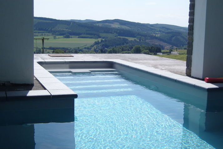 PoolOfHouse
