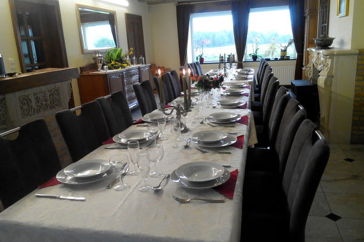 DiningRoom