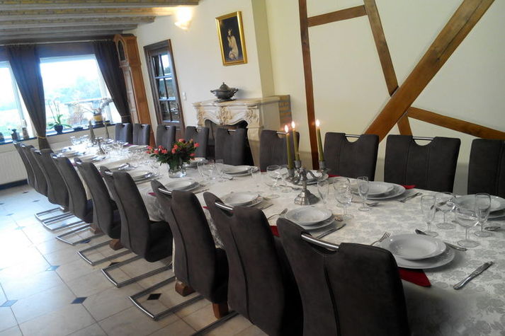 DiningRoom