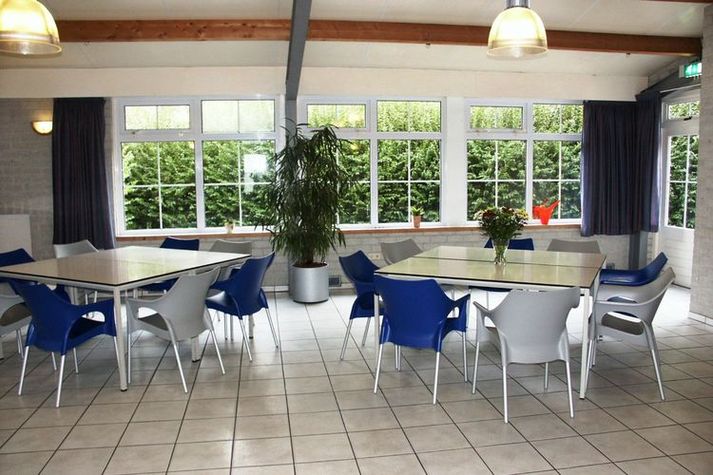 DiningRoom