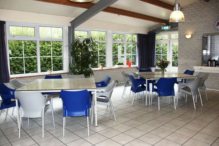 DiningRoom