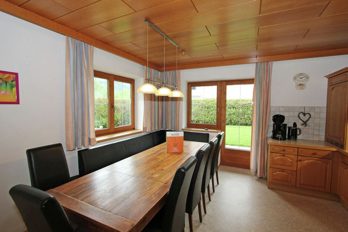 DiningRoom