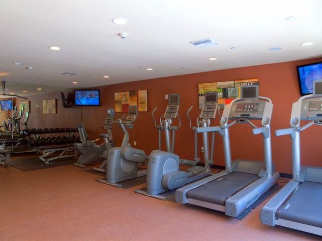 Gym & HDTVs