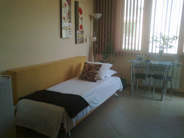 Single sofa-bed in Living room