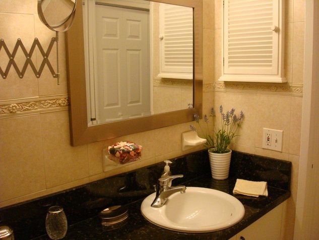 Master bathdroom 2
