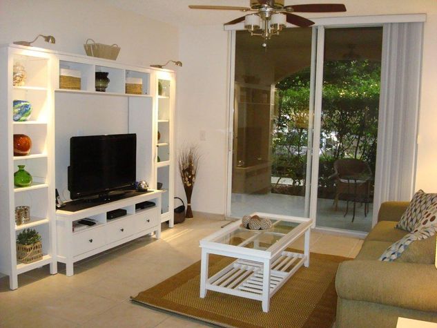 Living room 3
