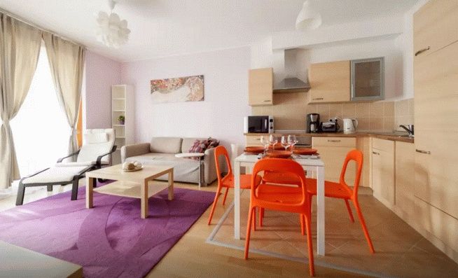 Equipped kitchen & dining