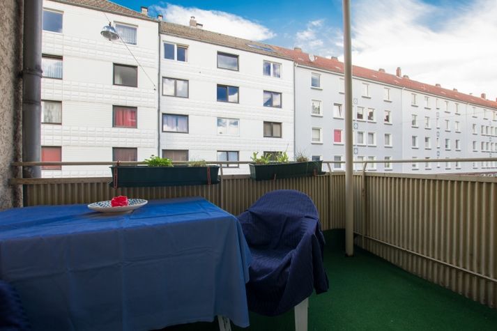 balcony