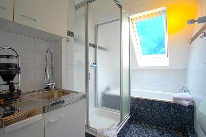 shower / W.C.