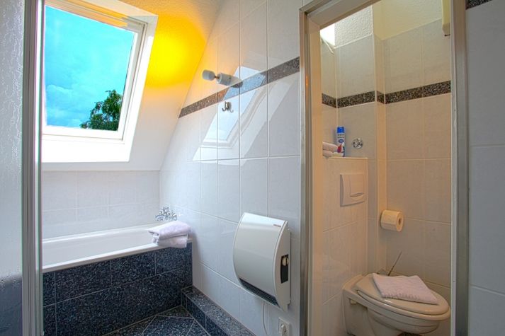 bath / WC