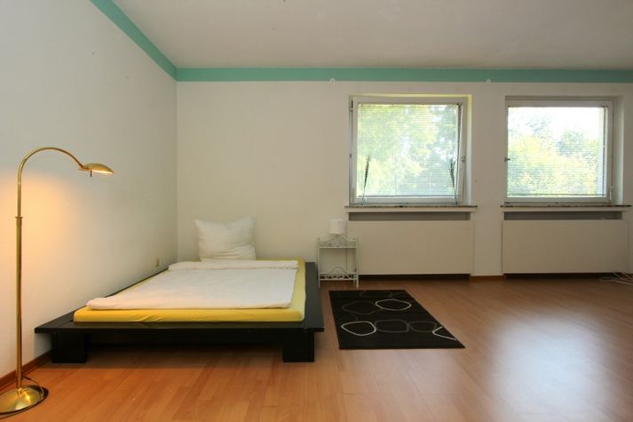 guest room -4-