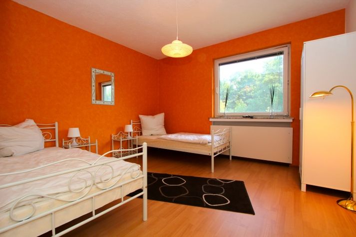 guest room -1-